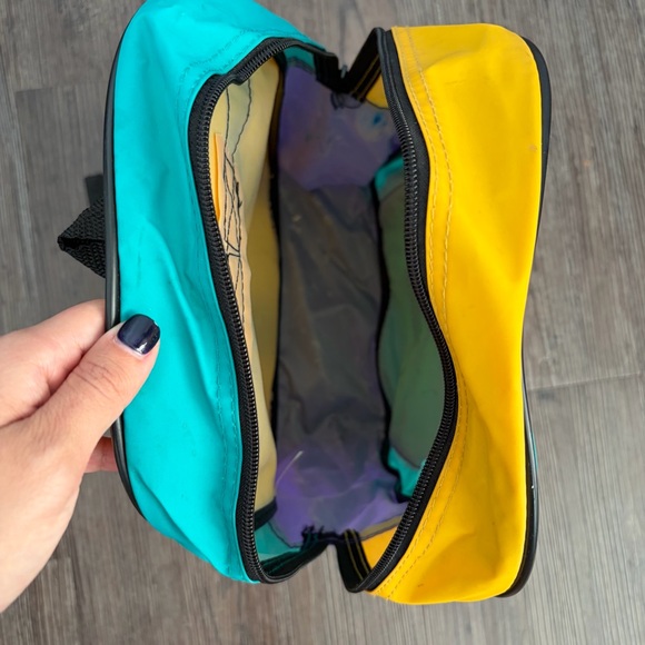 VINTAGE KIDS WINNIE THE POOH PIGLET BOOK BAG BACKPACK SMALL 12”X9” - Picture 8 of 9